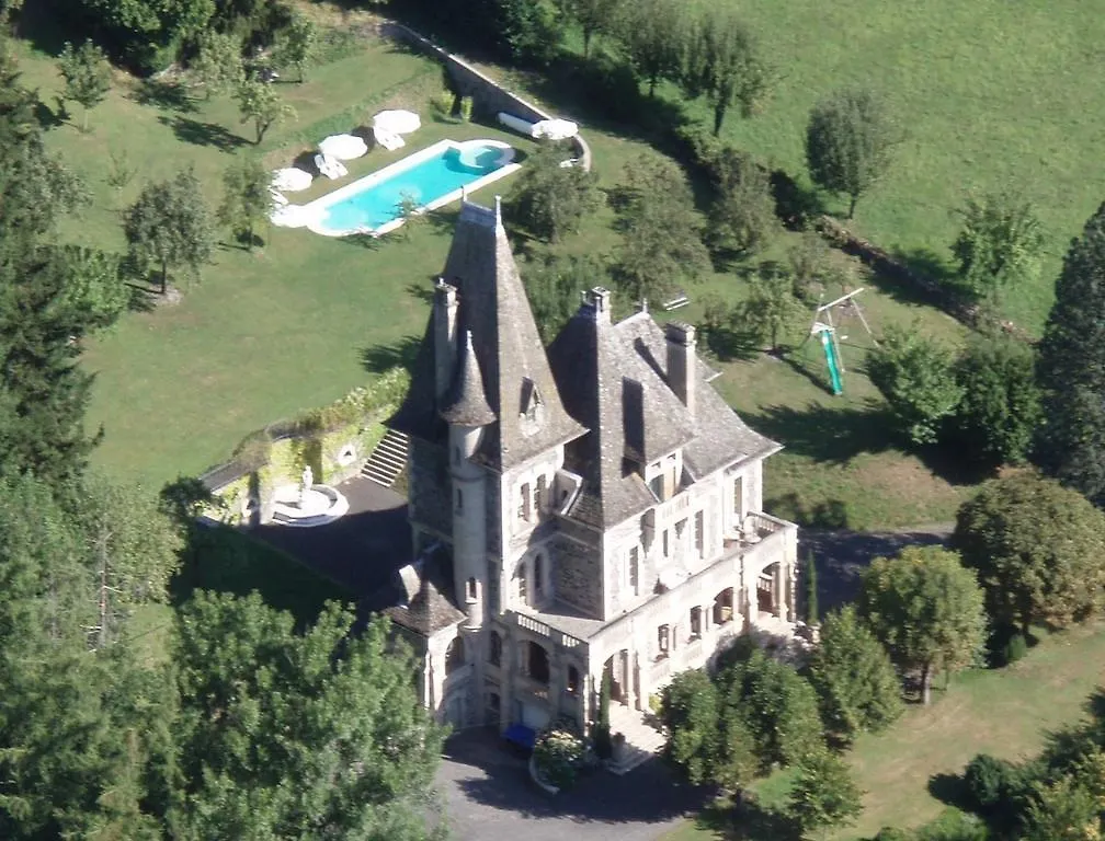 Hotel Le Terrondou à Vic-sur-Cère Maison d'hôtes